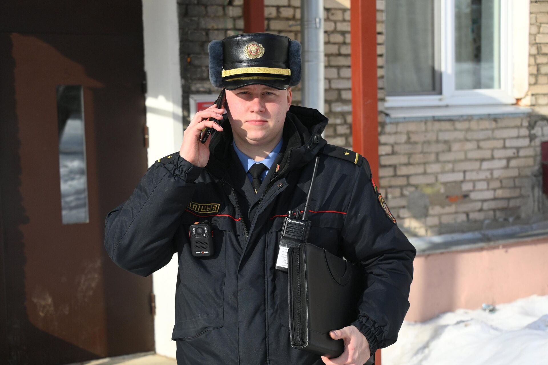 Номер телефона участкового есть у большинства жителей микрорайона