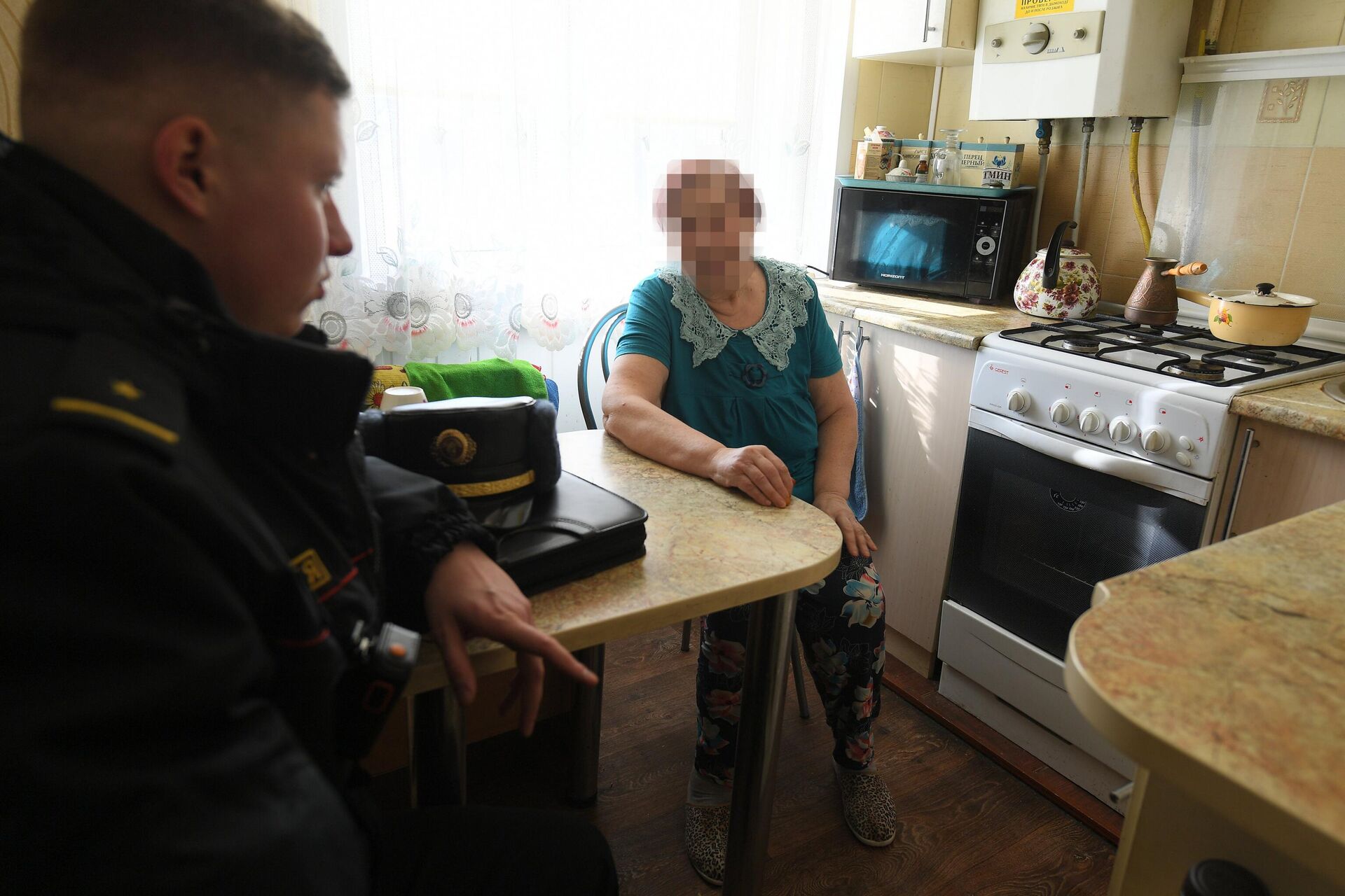 Жительница Борисова просит помочь ее сыну бросить пить