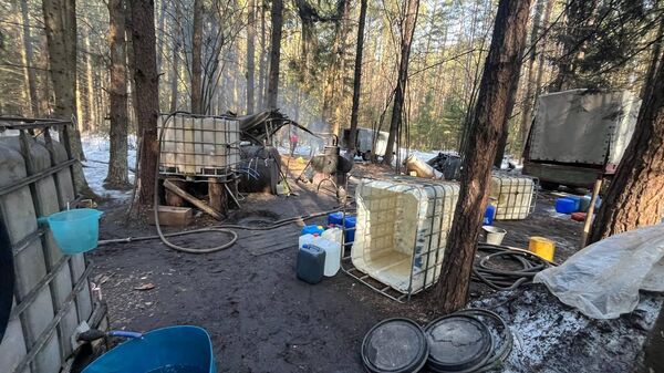 Обнаруженный мини-спиртзавод - Sputnik Беларусь