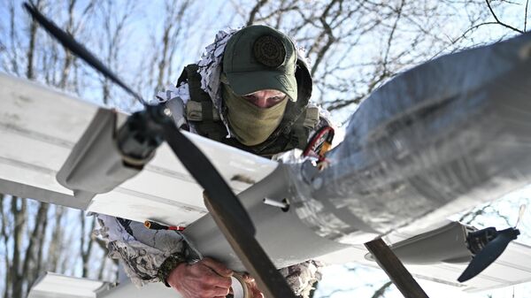 Боевая работа расчета БПЛА Молния спецназа Ахмат на Сумском направлении - Sputnik Беларусь