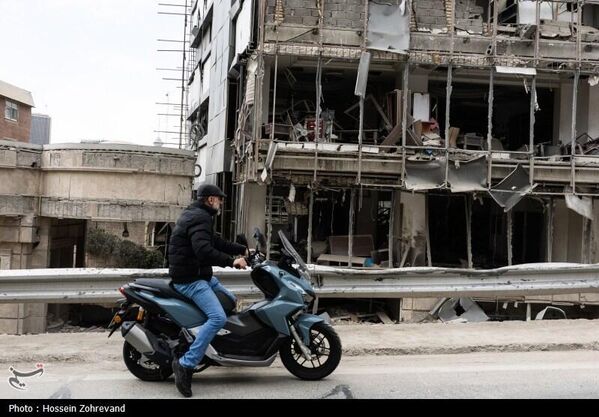 Разрушенная больница &amp;quot;Ганди&amp;quot; в Тегеране после авиаударов США и Израиля.