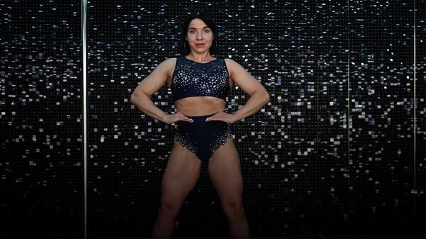 Топ-3 упражнения для формы: готовимся к лету с чемпионкой по бодибилдингу - Sputnik Беларусь