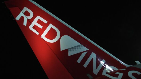 Самолет Superjet 100 авиакомпании Red Wings  - Sputnik Беларусь