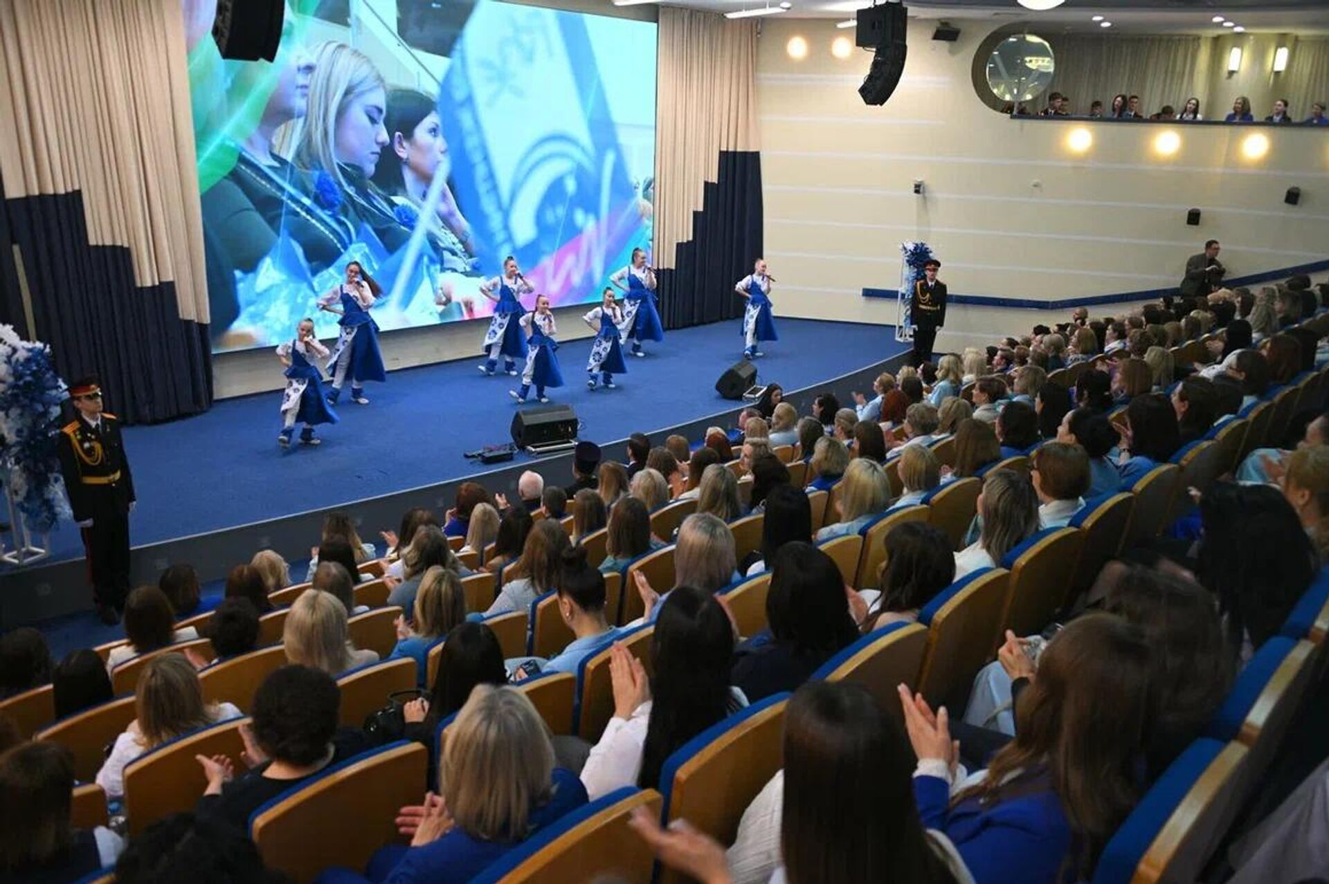 Церемония награждения победительниц II республиканского конкурса Союза женщин МВД Женщина года-2025 - Sputnik Беларусь, 1920, 13.03.2026