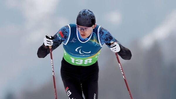 Лыжник Роман Свириденко на Паралимпиаде  - Sputnik Беларусь