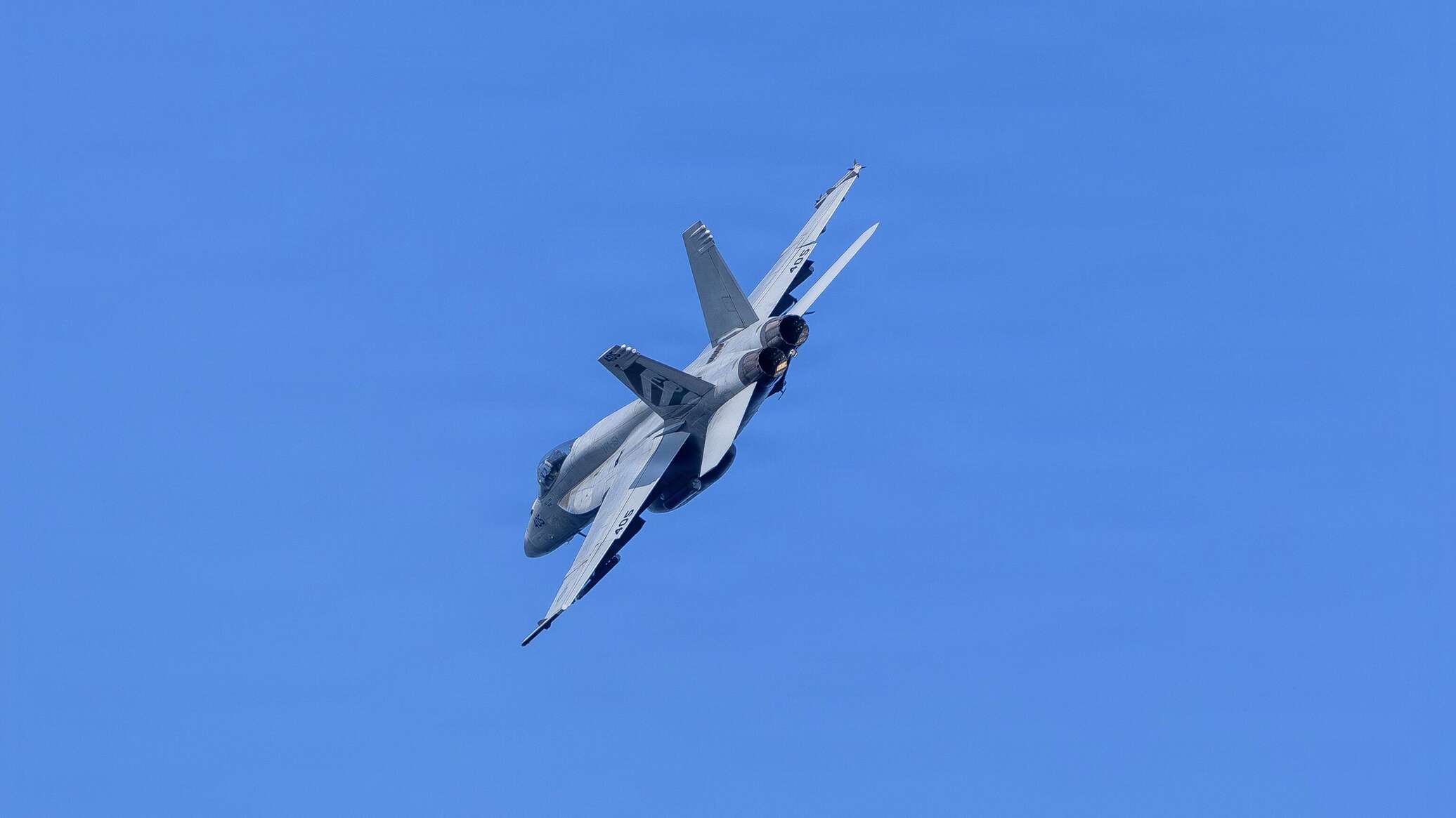 США заявили об уничтожении более 100 кораблей ВМС Ирана США заявили об уничтожении более 100 кораблей ВМС Ирана