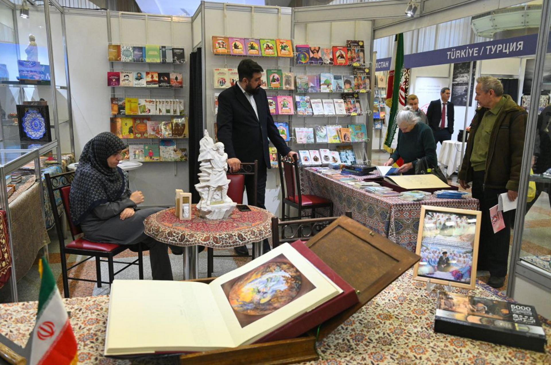 XXXIII Минская международная книжная выставка-ярмарка  - Sputnik Беларусь, 1920, 17.03.2026