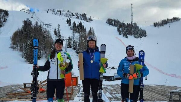 Белорусская горнолыжница Шканова победила в слаломе на соревнованиях в Словении - Sputnik Беларусь