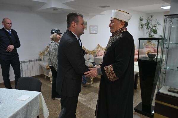 Дипломатический ифтар прошел в Минской соборной мечети