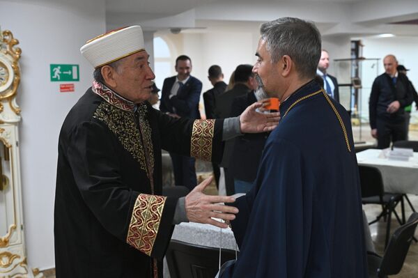 Дипломатический ифтар прошел в Минской соборной мечети