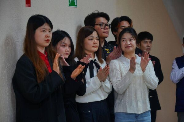 Центр сдачи международных экзаменов по китайскому языку открыли в Гомеле - Sputnik Беларусь