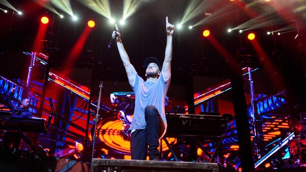 Концерт группы Linkin Park, участник группы Майк Шинода - Sputnik Беларусь