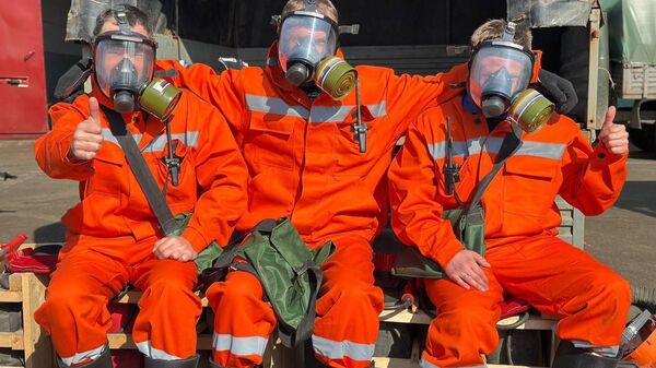 Члены лесапажарнай каманды Бялыніцкага лясгаса - Sputnik Беларусь