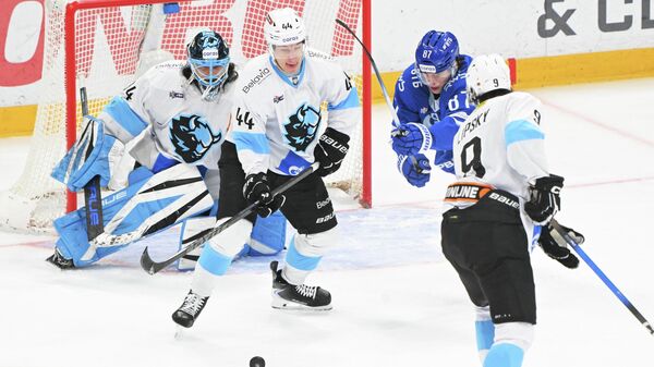 "Динамо-Минск" проведет первый матч плей-офф КХЛ