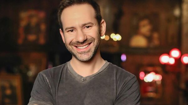 Умер владелец платформы для взрослых OnlyFans 