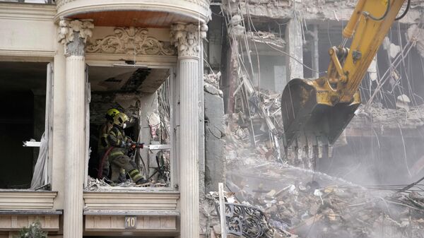 Руіны дамоў і разбітыя аўто: абстаноўка ў Тэгеране пасля авіяналётаў – фота - Sputnik Беларусь