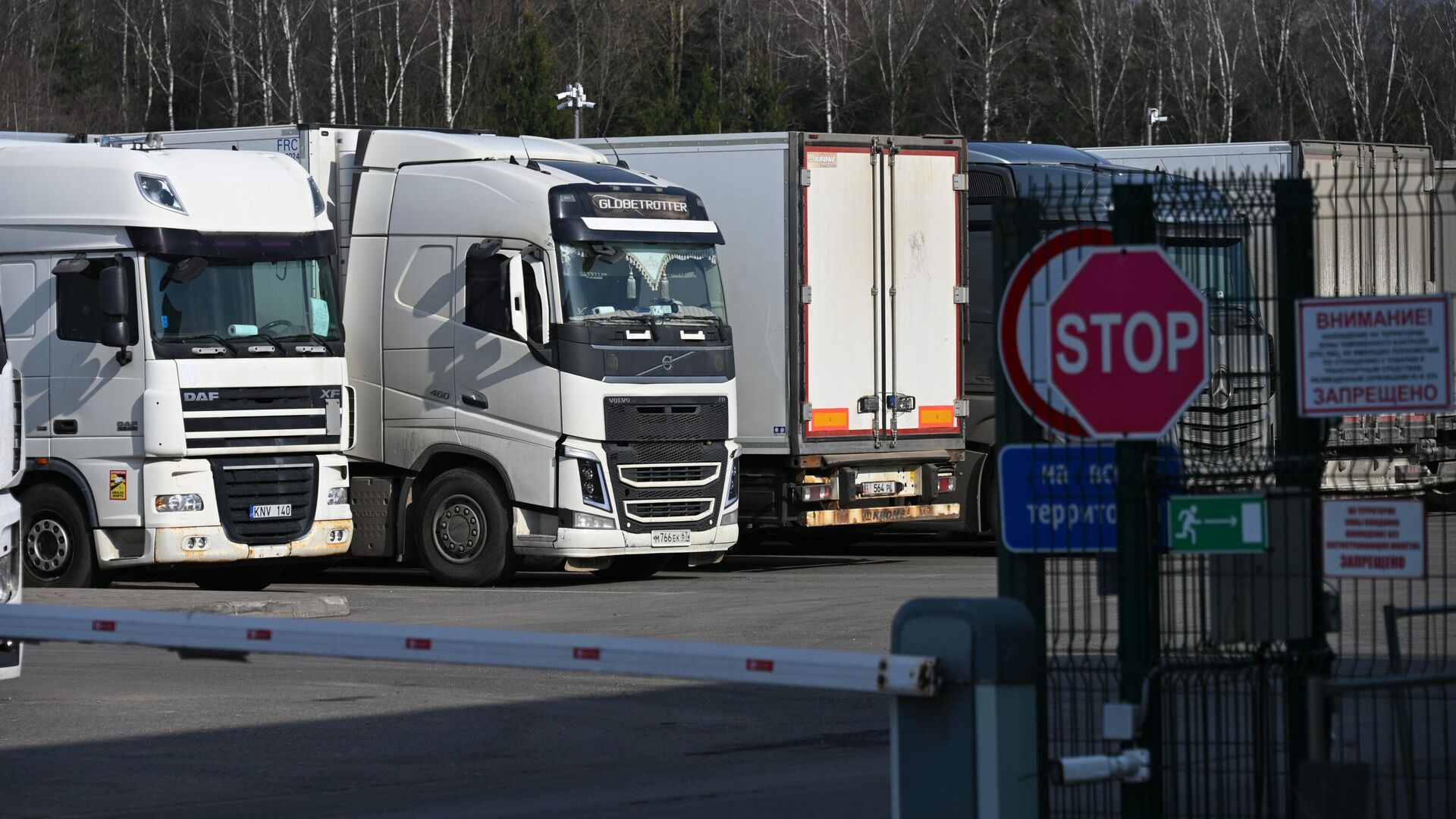 Зеленый свет для литовских фур: «застрявшие» большегрузы покидают Беларусь