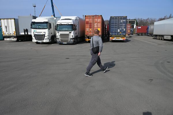 Ситуация с фурами на границе