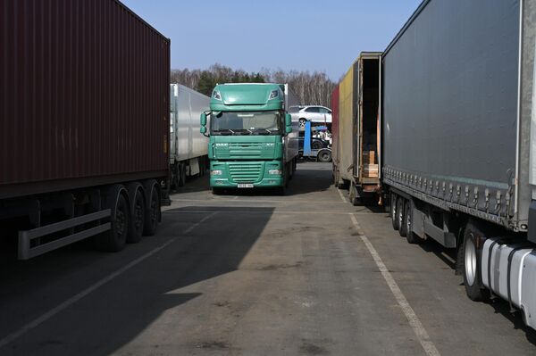 Ситуация с фурами на границе