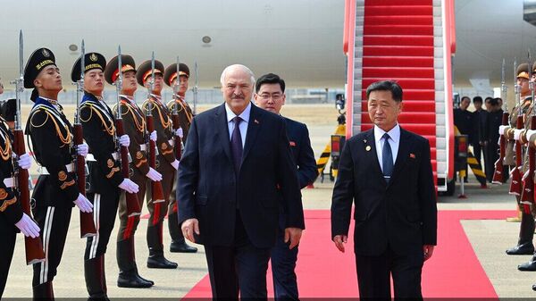 Прэзідэнт Рэспублікі Беларусь Аляксандр Лукашэнка прыбыў з афіцыйным візітам у КНДР - Sputnik Беларусь