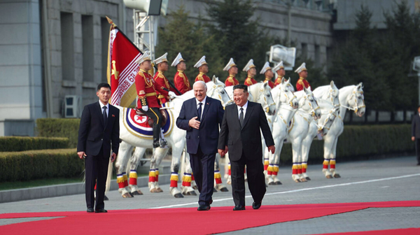 Лукашенко встретился с Ким Чен Ыном