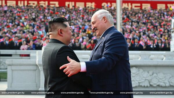 Исторический момент: визит Лукашенко в КНДР и встреча с Ким Чен Ыном (фото)