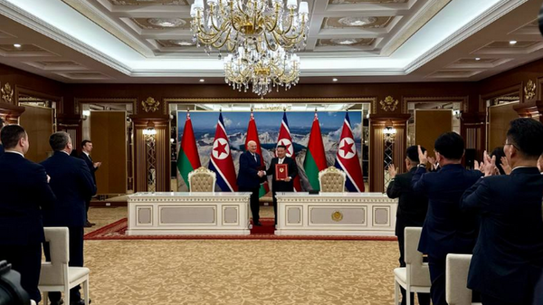 Лукашенко и Ким Чен Ын подписали договор о дружбе между Беларусью и КНДР