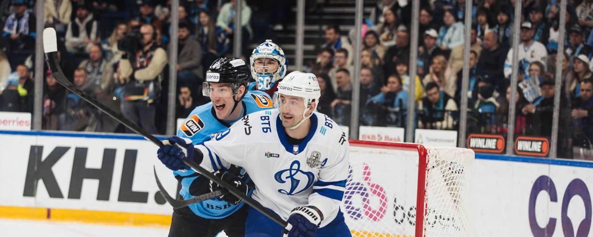 Минское Динамо обыграло московское во втором матче плей-офф КХЛ - Sputnik Беларусь, 1920, 26.03.2026