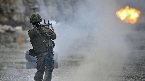 Боевое слаживание штурмовиков группировки войск Центр на Днепропетровском направлении СВО - Sputnik Беларусь