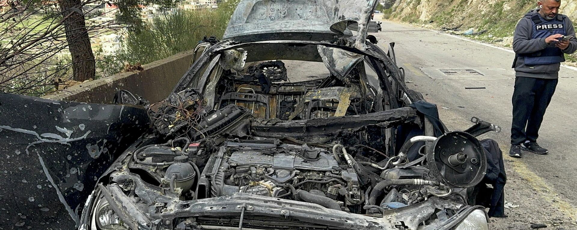 При ударе израильского дрона на юге Ливана погибли двое журналистов - Sputnik Беларусь, 1920, 28.03.2026