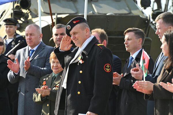 Открытие камня памяти, приуроченного к 320-й годовщине со дня рождения морской пехоты России - Sputnik Беларусь