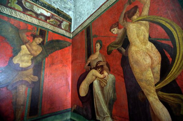 Одна из фресок в древнем городе Помпеи, Италия. - Sputnik Беларусь