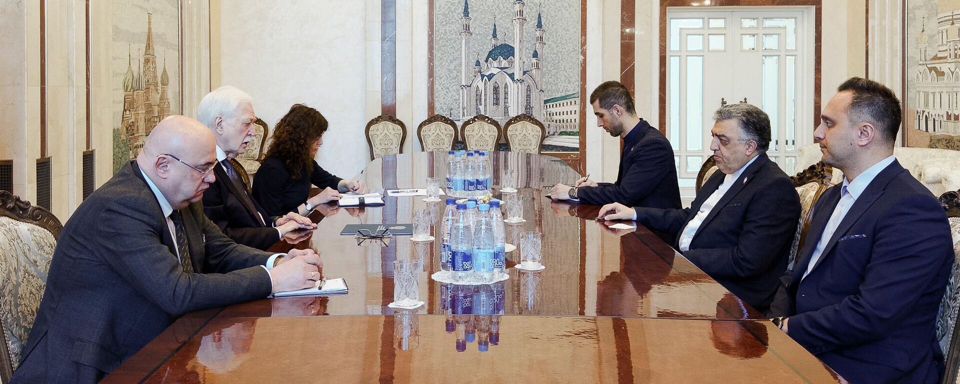 Сустрэча кіраўніка расійскай дыпмісіі ў Беларусі Барыса Грызлова з паслом Ірана ў Беларусі Алірэзой Санеі - Sputnik Беларусь, 1920, 31.03.2026