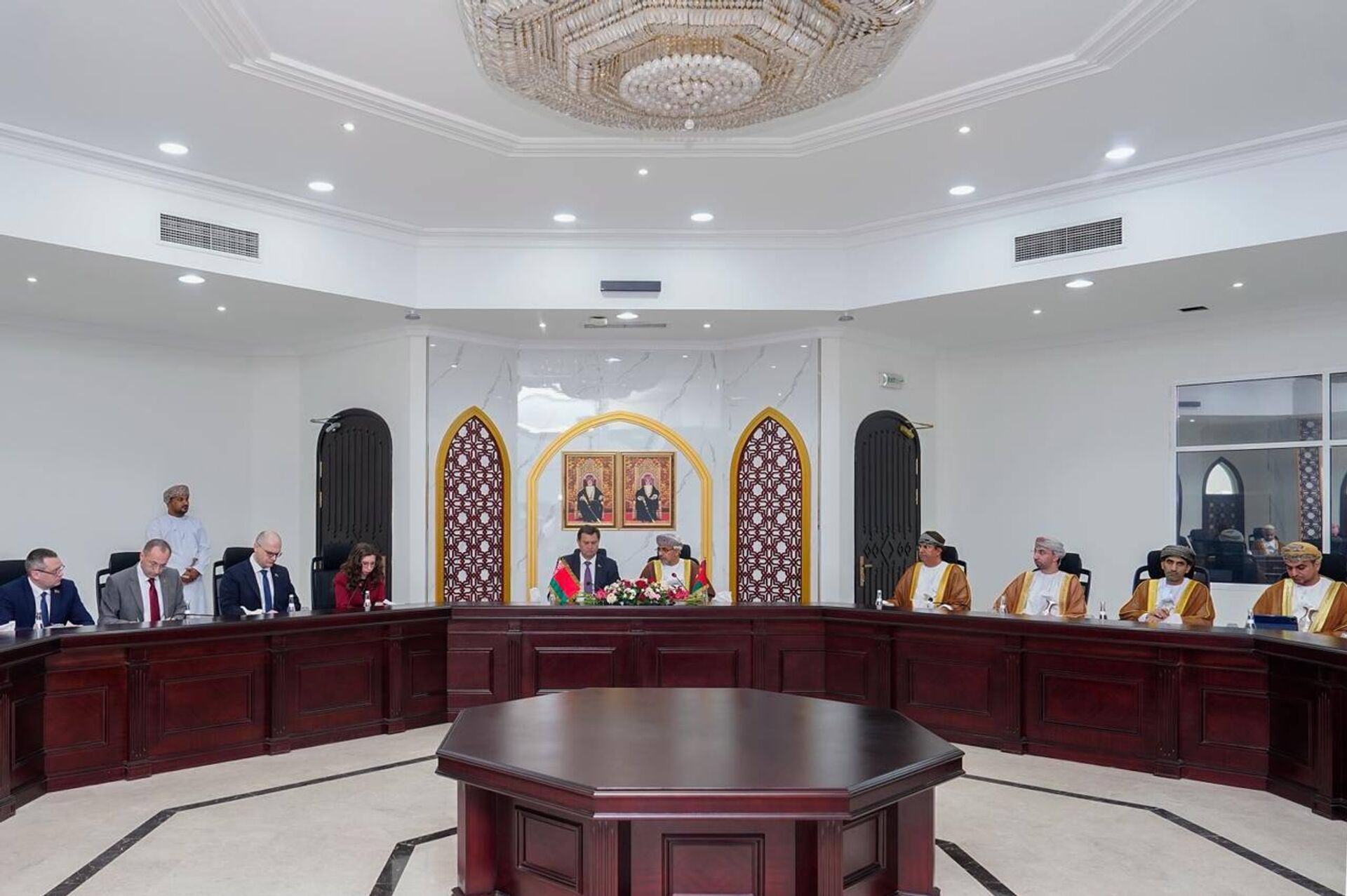 Рабочий визит делегации Беларуси в Оман - Sputnik Беларусь, 1920, 02.04.2026