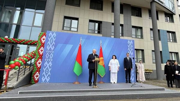 Не только для минчан: Лукашенко открывает новую поликлинику в столице
