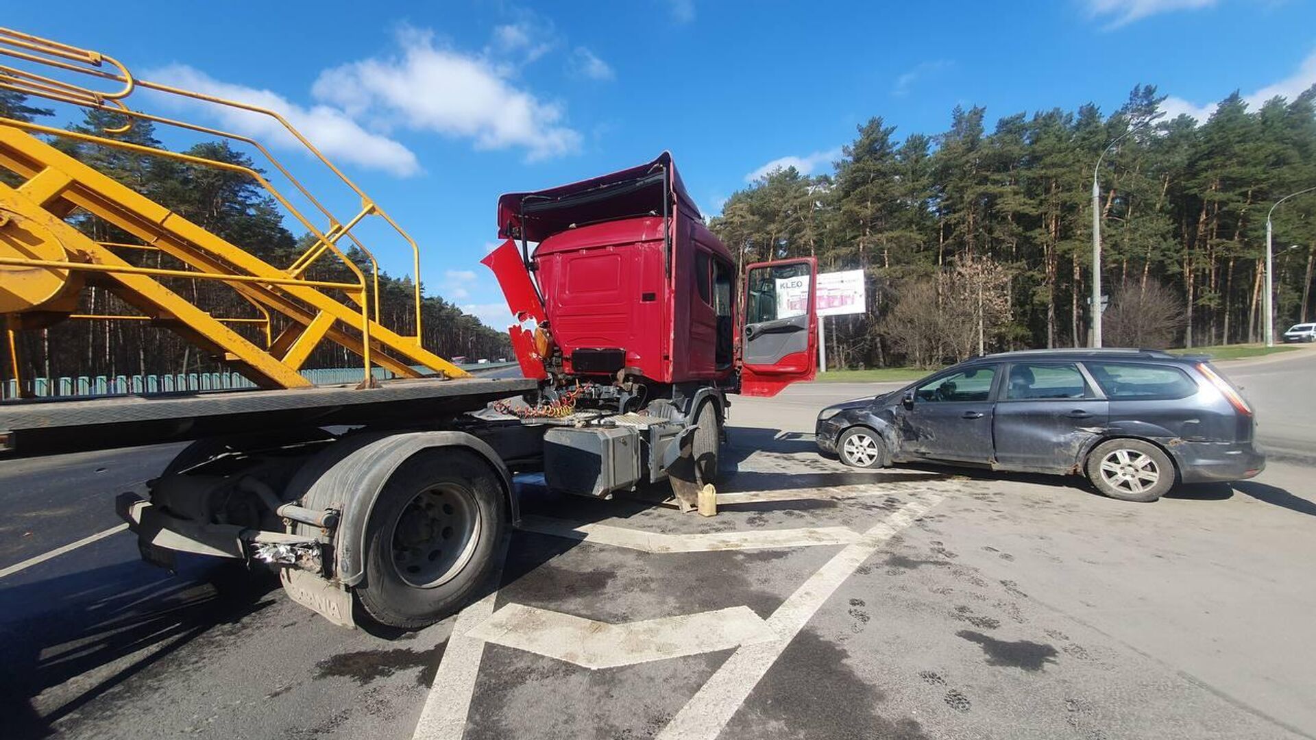  ДТП с 4 автомобилями на МКАД - Sputnik Беларусь, 1920, 04.04.2026