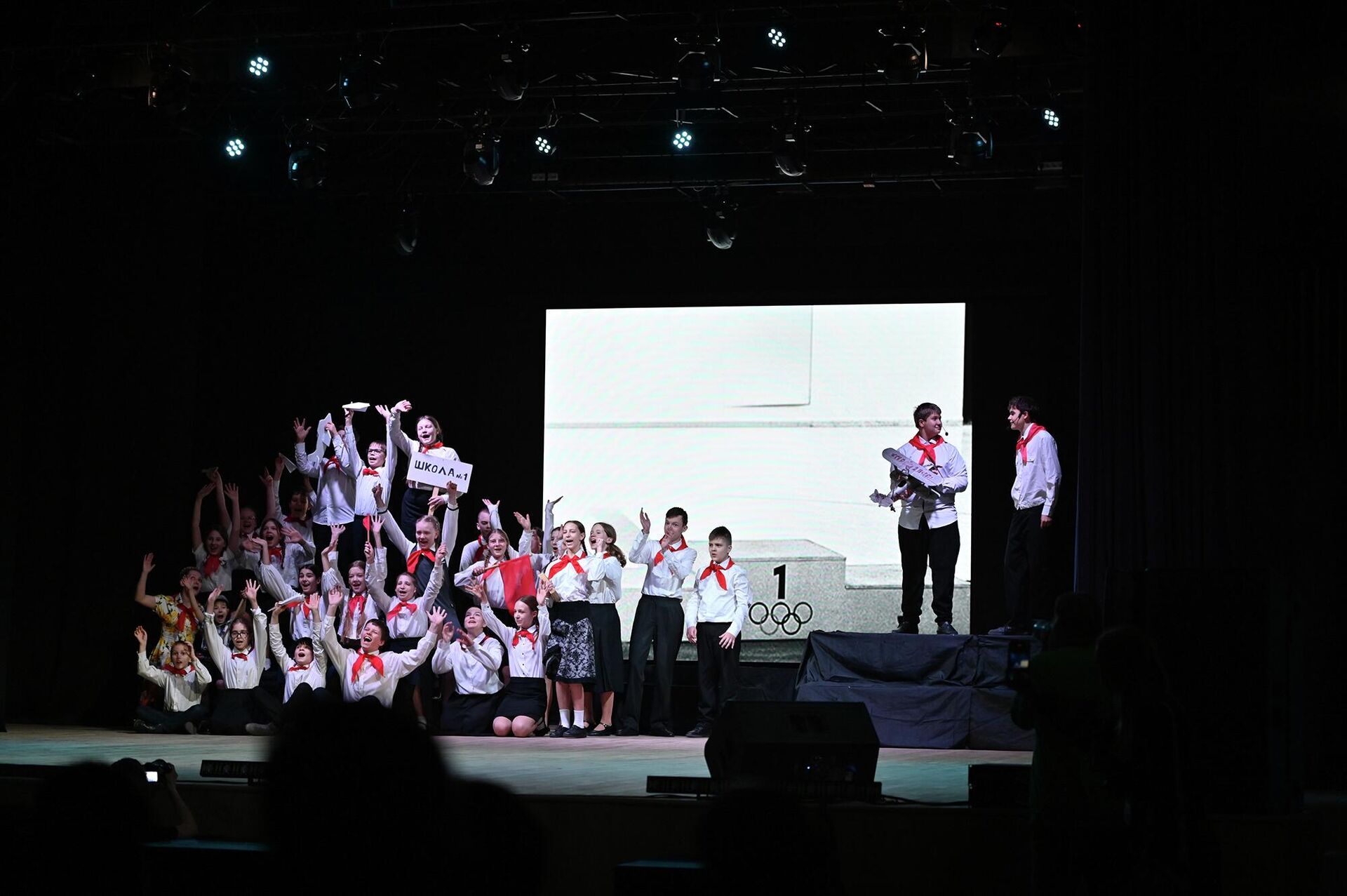 Спектакль Улица Володи Дубинина в Гомеле. - Sputnik Беларусь, 1920, 07.04.2026