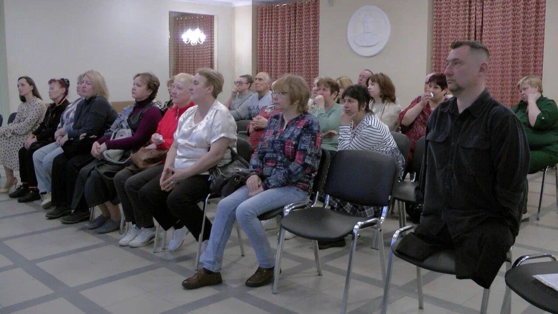 Встреча в Доме Москвы с родственниками погибших в СВО - Sputnik Беларусь, 1920, 07.04.2026