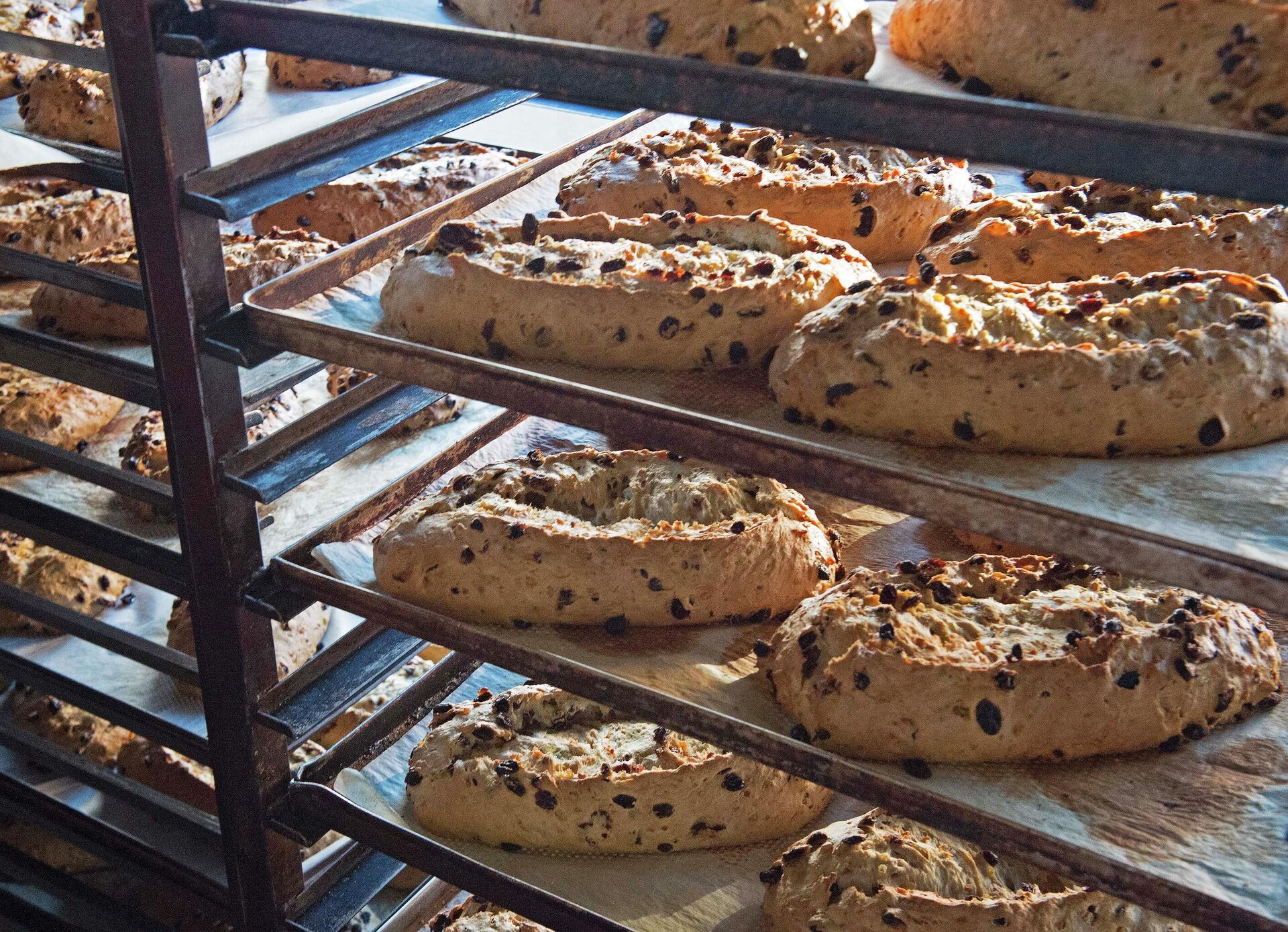 Праздничный хлеб  с изюмом