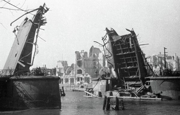 Освобождение города Кенигсберг 9 апреля 1945 года. - Sputnik Беларусь