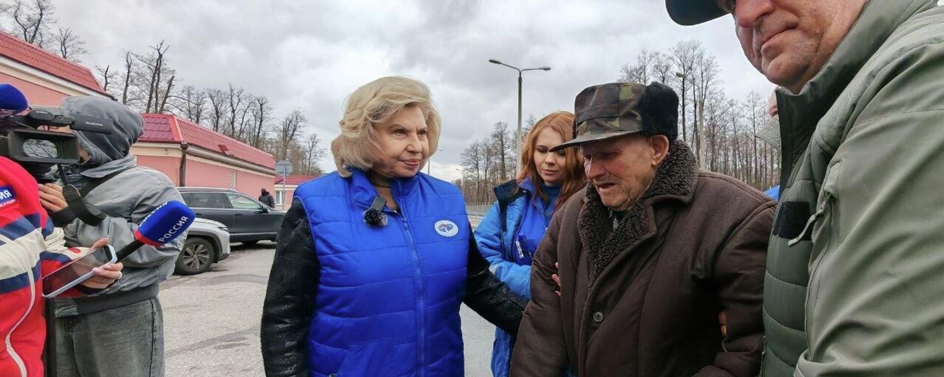 Расійскі амбудсмен Таццяна Маскалькова сустрэлася з вызваленымі з украінскага палону жыхарамі Курскай вобласці - Sputnik Беларусь, 1920, 11.04.2026