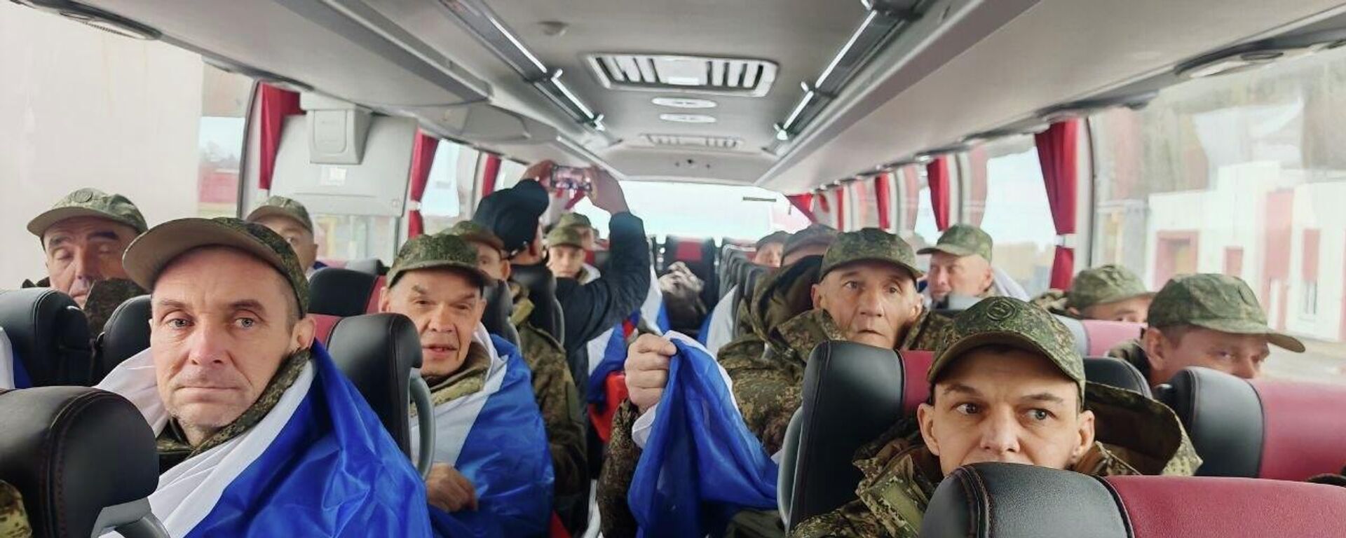 Россия вернула из украинского плена 175 военных - Sputnik Беларусь, 1920, 11.04.2026