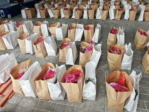 Пасхальные подарки для освобожденных из плена бойцов. - Sputnik Беларусь