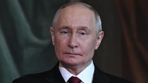 Пасхальное богослужение в храме Христа Спасителя - Sputnik Беларусь