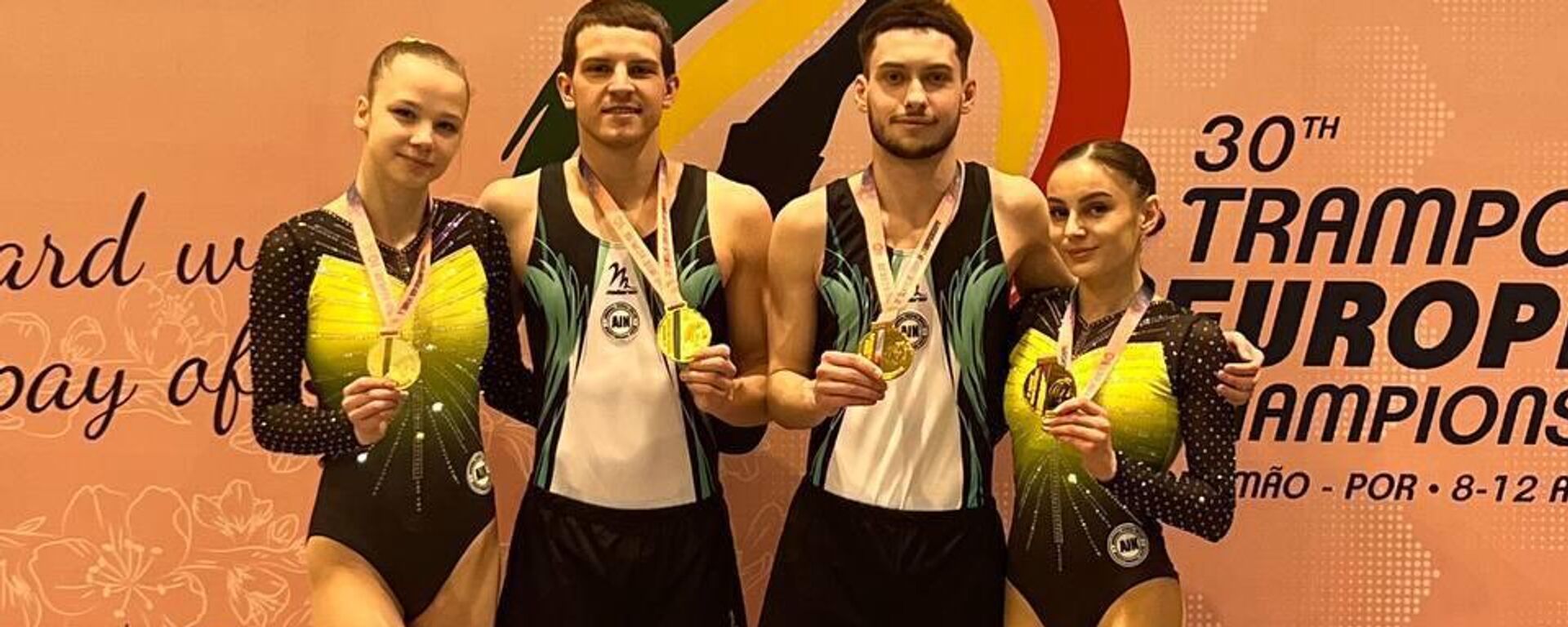 Белорусы стали чемпионами Европы в синхронных прыжках на батуте - Sputnik Беларусь, 1920, 12.04.2026
