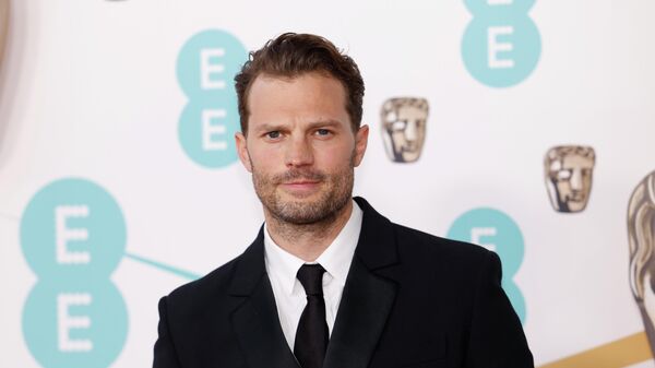 Актер Джейми Дорнан - Sputnik Беларусь