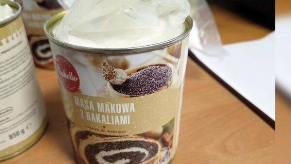 Вот так мак: почти 2,5 кг наркотиков пытались ввезти в Беларусь в консервах