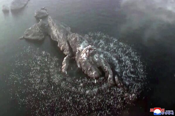 Испытания модифицированных баллистических ракет класса земля-земля в КНДР 