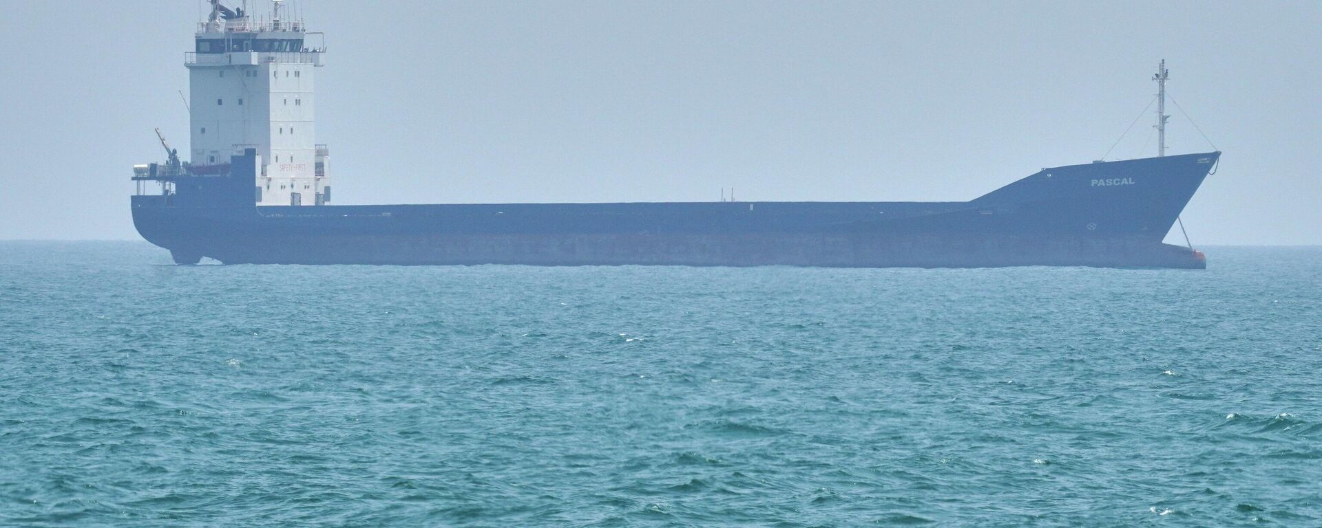 Танкер у Армузскім праліве - Sputnik Беларусь, 1920, 24.04.2026