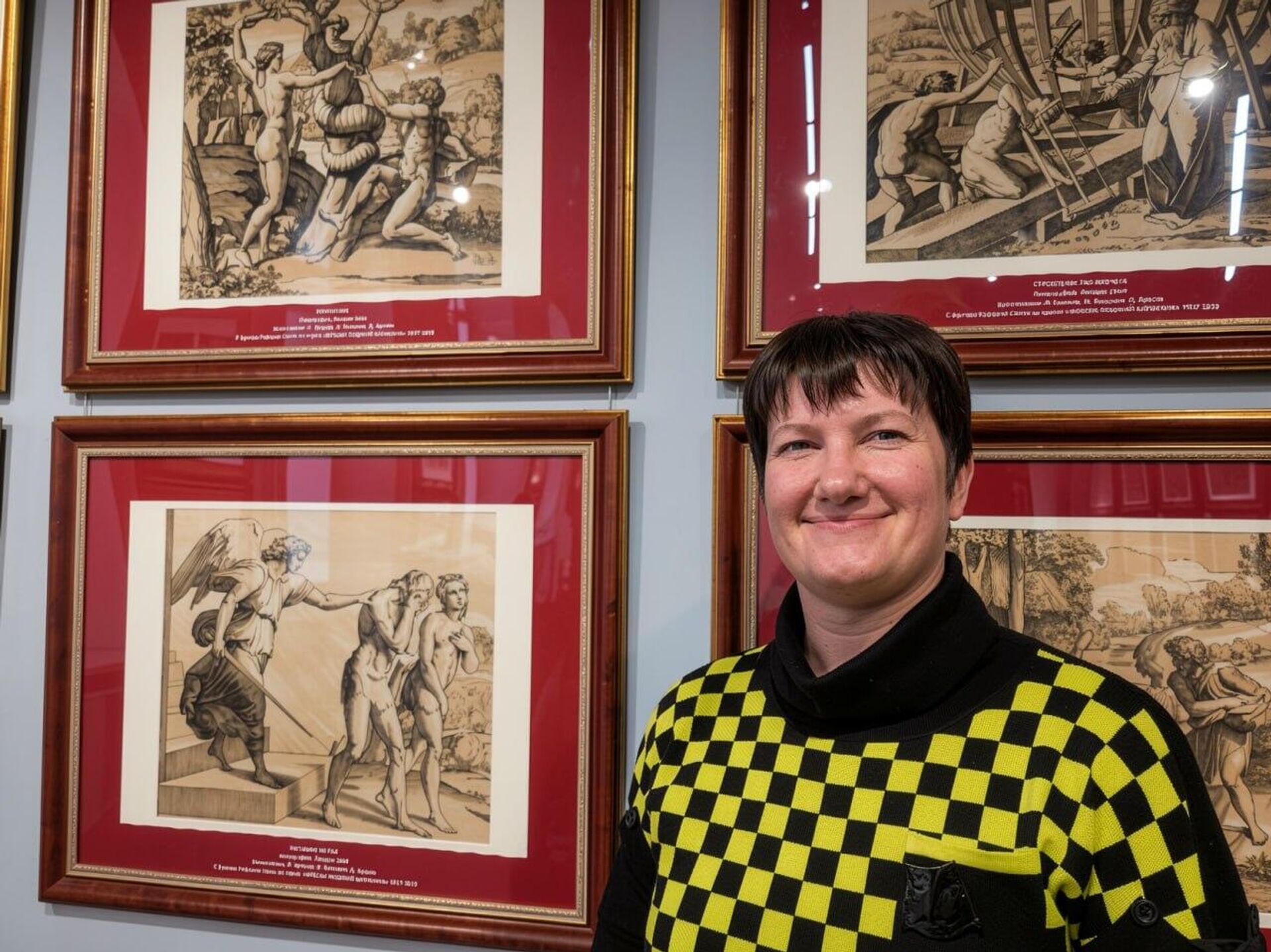 Старший научный сотрудник Художественного музея Елена Кривенькая - Sputnik Беларусь, 1920, 23.04.2026